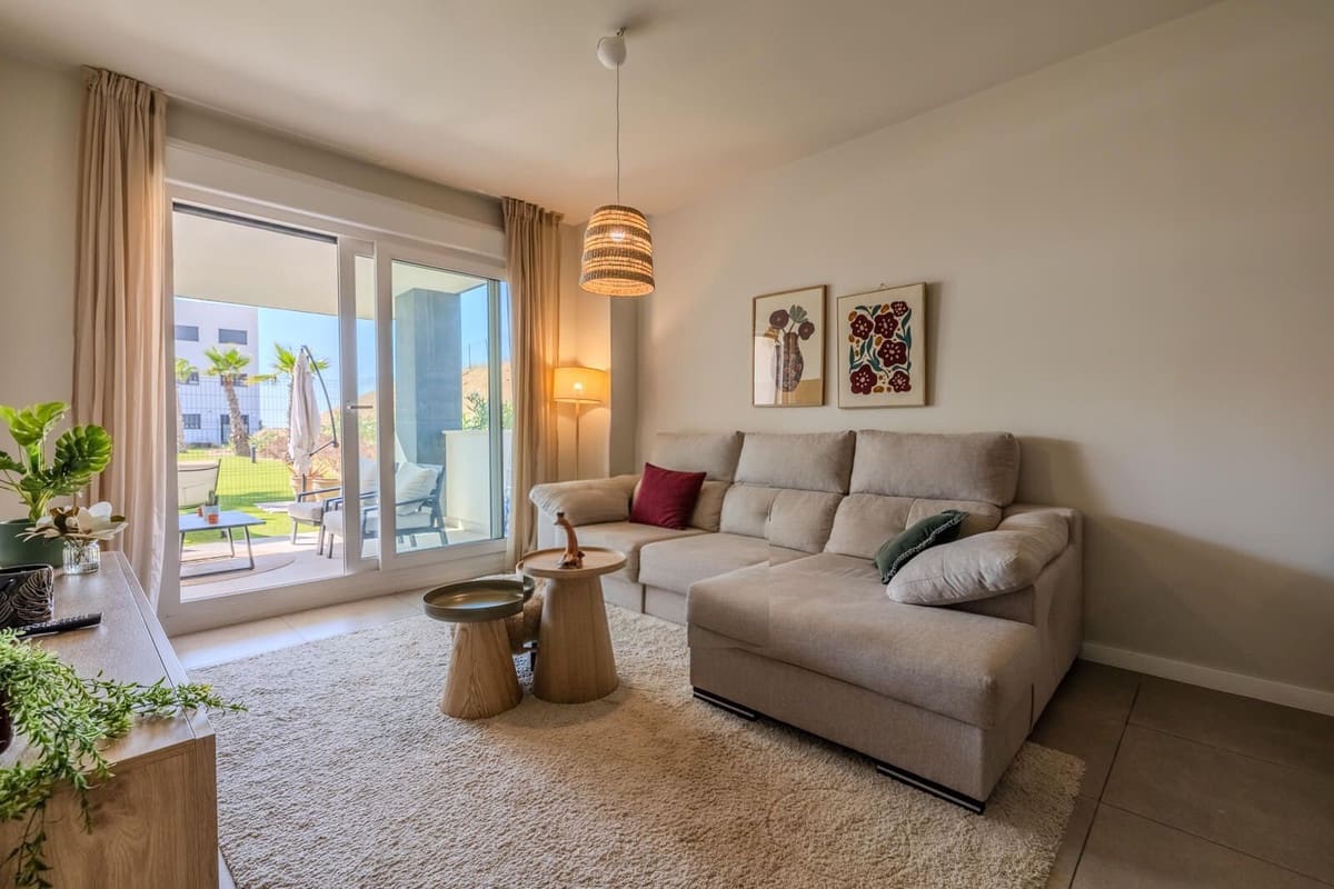 3 bedroom Apartment for sale in Estepona with pool garage - € 525,000 (Ref: 10004826)