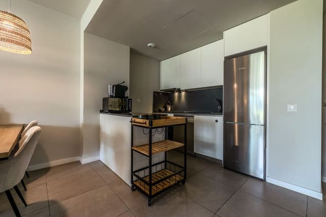 3 bedroom Apartment for sale in Estepona with pool garage - € 525,000 (Ref: 10004826)