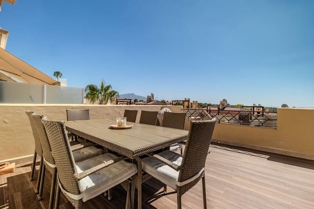 2 Zimmer Penthouse zu verkaufen in Benahavís mit Pool Garage - 490.000 € (Ref: 10022993)
