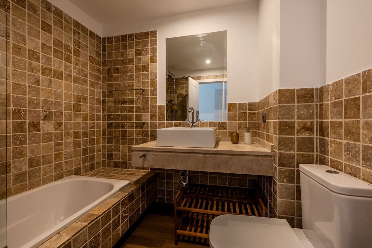 2 Zimmer Penthouse zu verkaufen in Benahavis mit Pool Garage - 490.000 € (Ref: 10022993)