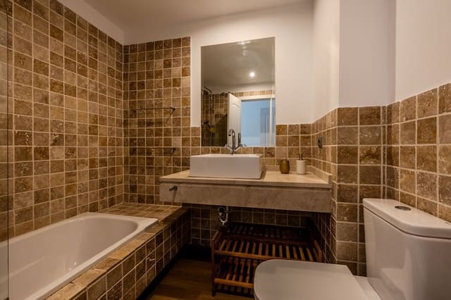 2 Zimmer Penthouse zu verkaufen in Benahavís mit Pool Garage - 490.000 € (Ref: 10022993)