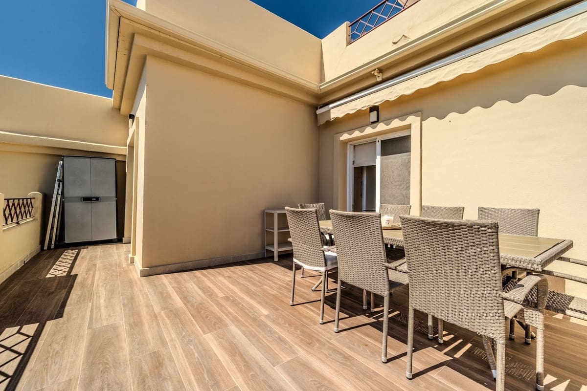 2 Zimmer Penthouse zu verkaufen in Benahavis mit Pool Garage - 490.000 € (Ref: 10022993)