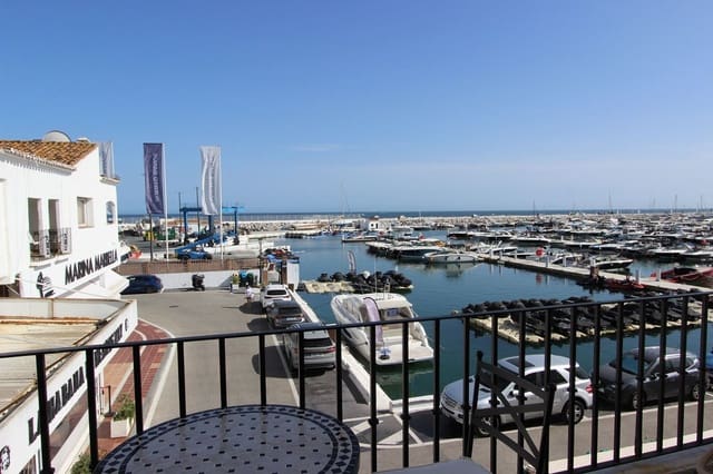 1 soverom Penthouse til salgs i Puerto Banus, Marbella - € 300 000 (Ref: 10033102)
