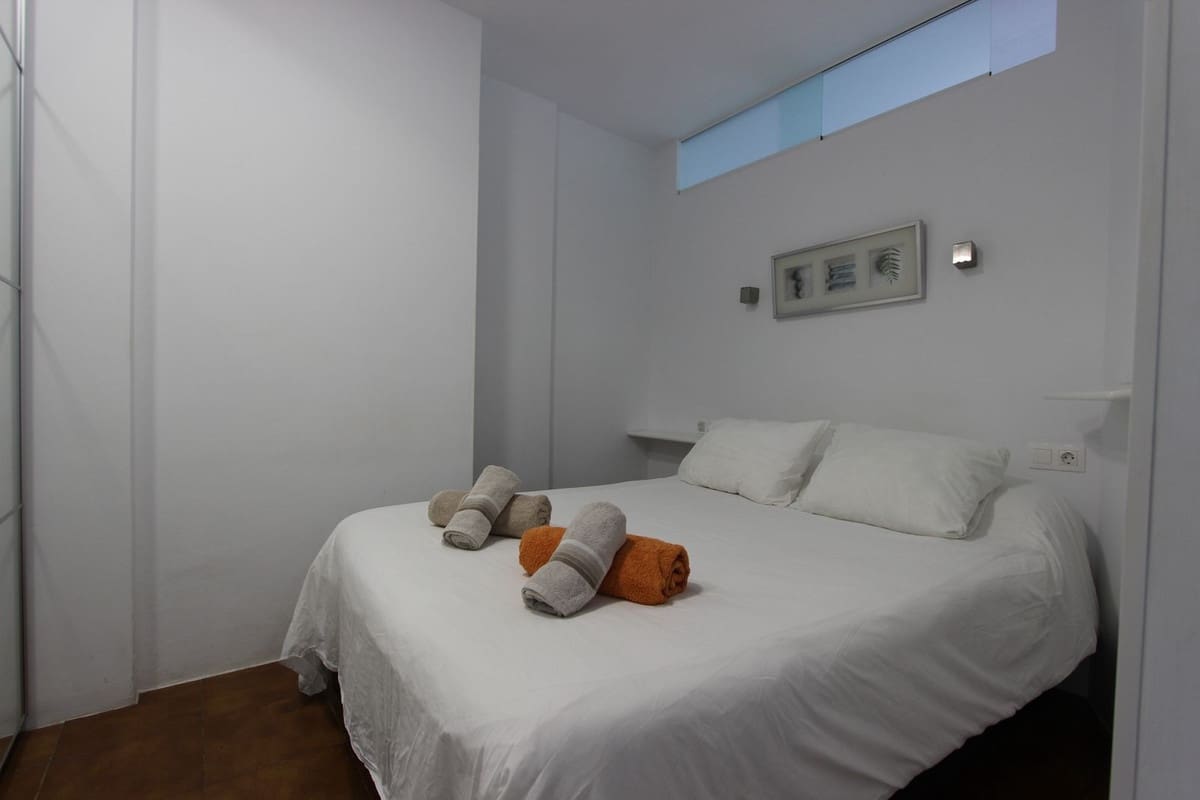 1 soverom Leilighet til salgs i Puerto Banus med svømmebasseng garasje - € 300 000 (Ref: 10169050)