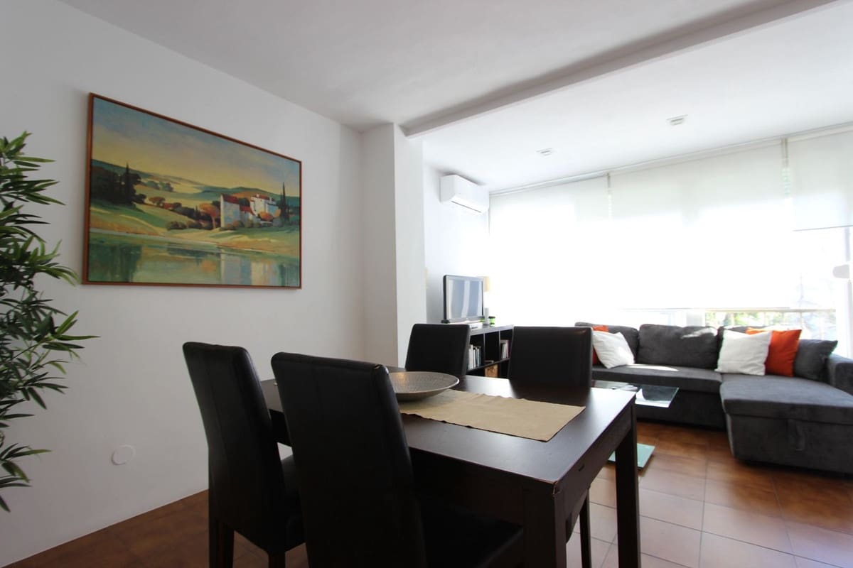 1 soverom Leilighet til salgs i Puerto Banus med svømmebasseng garasje - € 300 000 (Ref: 10169050)