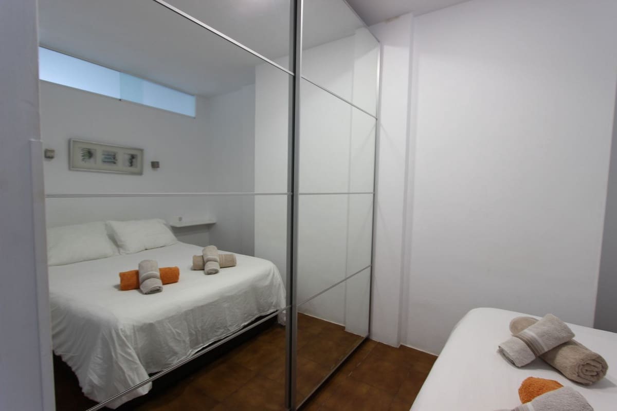 1 soverom Leilighet til salgs i Puerto Banus med svømmebasseng garasje - € 300 000 (Ref: 10169050)