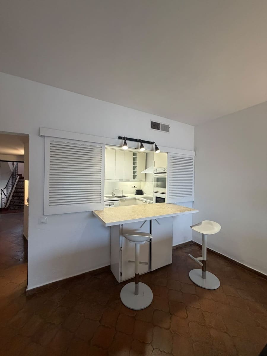 1 soveværelse Lejlighed til salg i Puerto Banus - € 656.000 (Ref: 10175957)