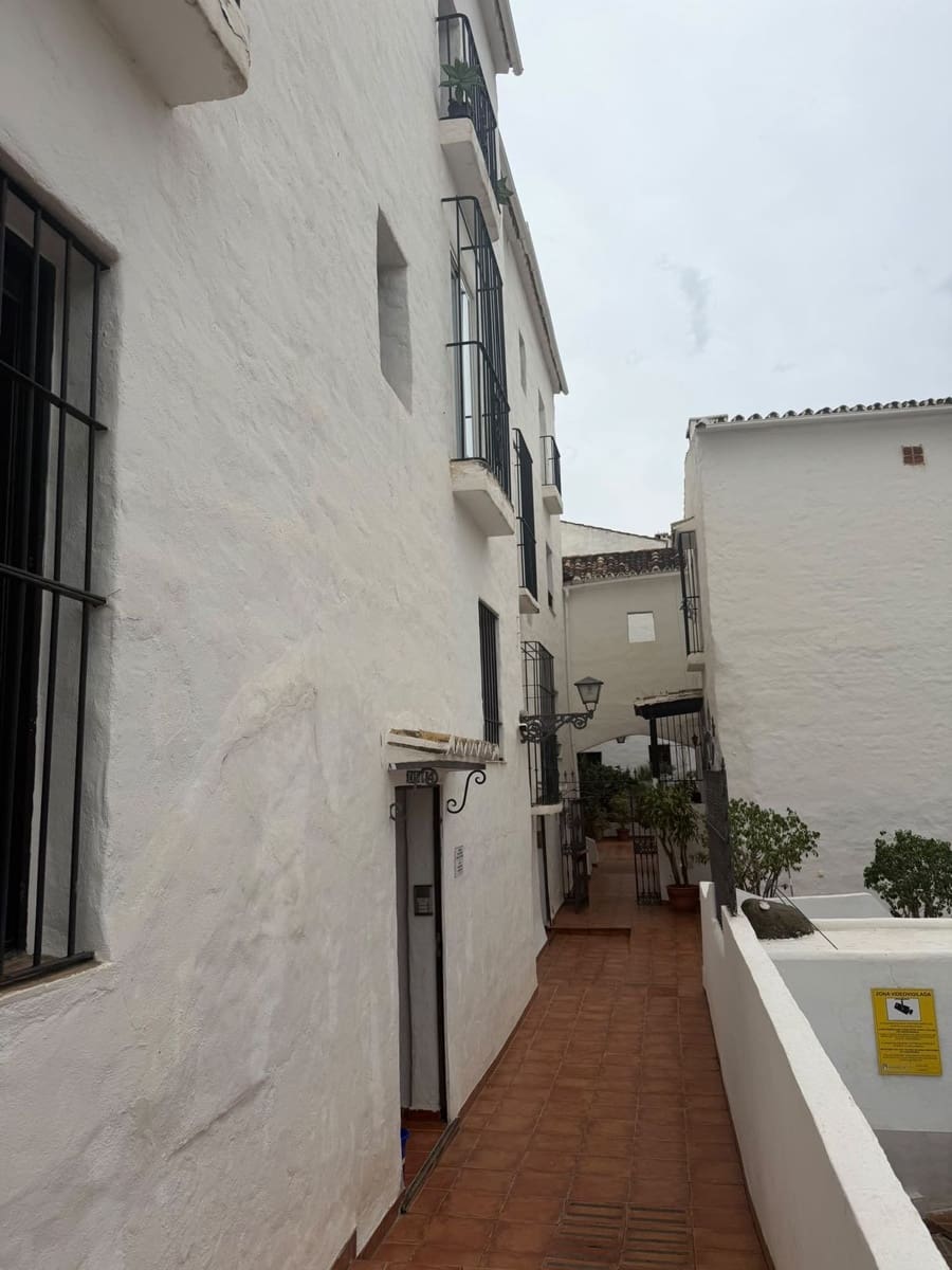 1 soveværelse Lejlighed til salg i Puerto Banus - € 656.000 (Ref: 10175957)
