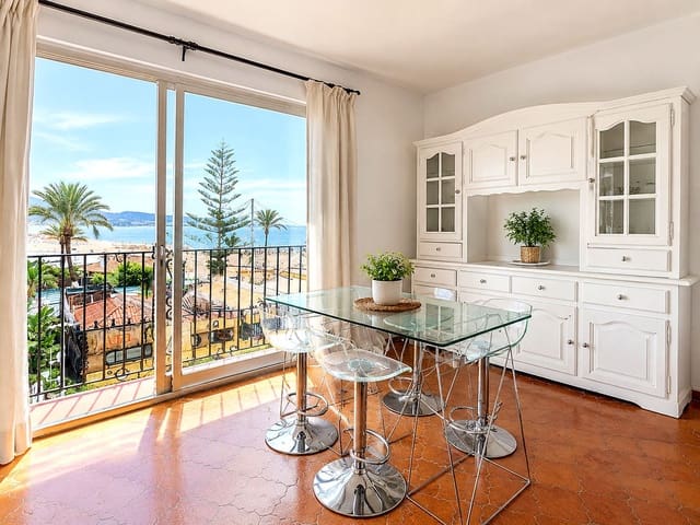 Apartamento de 1 habitación en Puerto Banus, Marbella en venta - 656.000 € (Ref: 10175957)