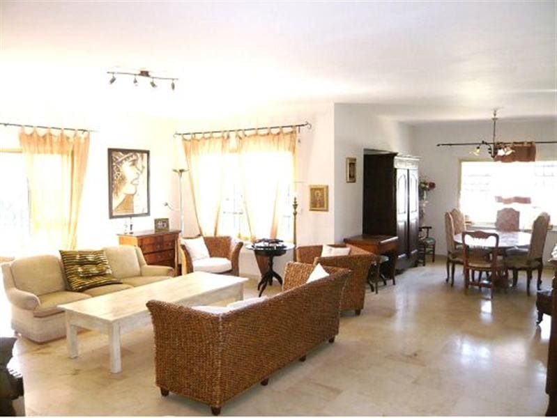 5 Zimmer Villa zu verkaufen in Nueva Andalucia mit Pool Garage - 1.890.000 € (Ref: 1448270)