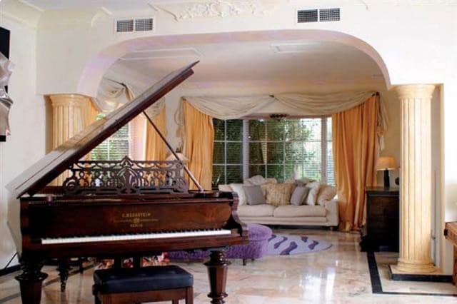 8 slaapkamer Villa te koop in La Quinta met zwembad garage - € 7.900.000 (Ref: 1500410)