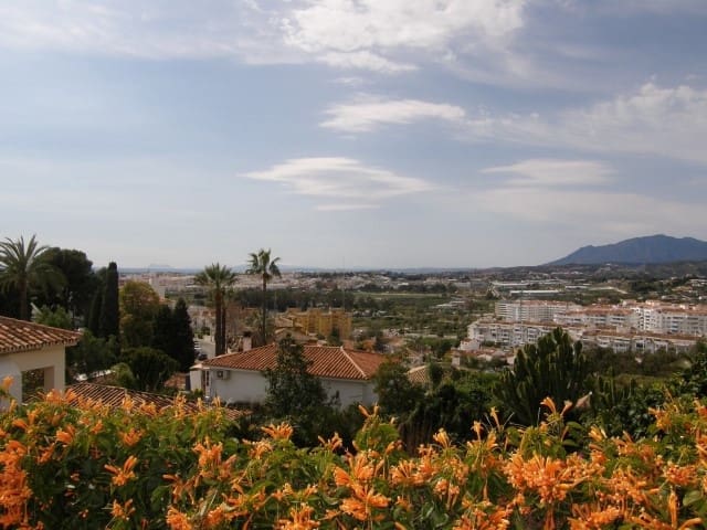 3 Zimmer Apartment zu verkaufen in Nueva Andalucia mit Pool Garage - 695.000 € (Ref: 2508207)