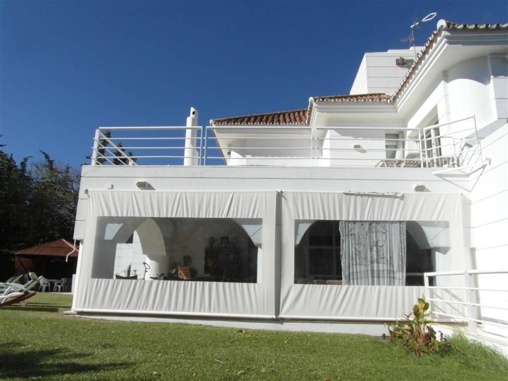 4 bedroom Villa for sale in Benahavis with pool garage - € 1,250,000 (Ref: 2834503)