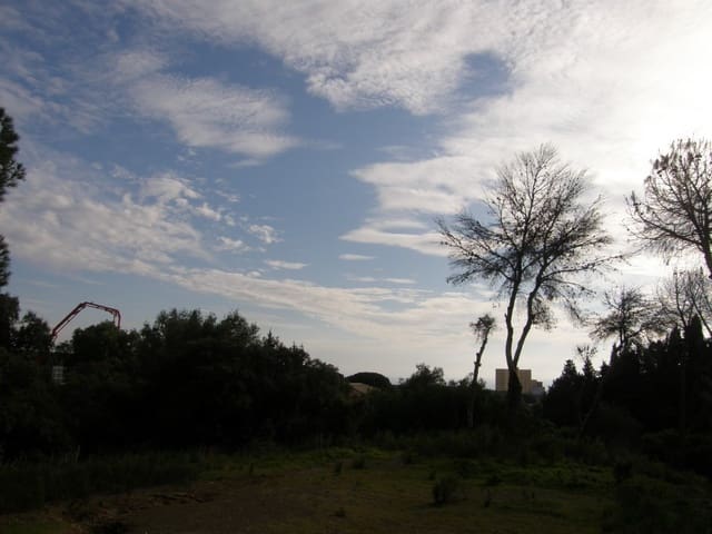 Tontti myytävänä paikassa Hacienda Las Chapas, Marbella - 1 150 000 € (Ref: 3714041)