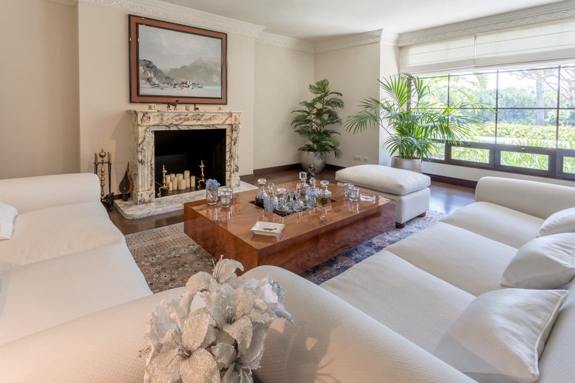 6 soveværelse Villa til salg i Rio Real med swimmingpool garage - € 3.500.000 (Ref: 6544792)