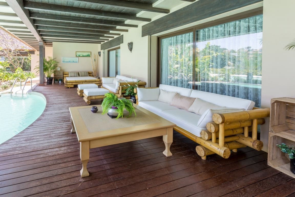 6 bedroom Villa for sale in Rio Real with pool garage - € 3,500,000 (Ref: 6544792)