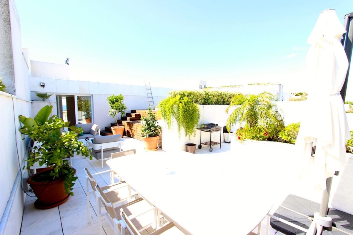 3 slaapkamer Penthouse te koop in Puerto Banus met zwembad garage - € 4.900.000 (Ref: 6544801)