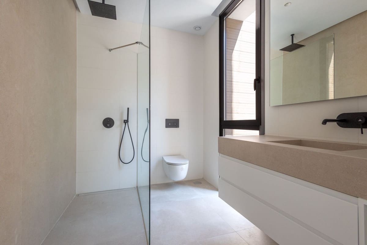 4 bedroom Villa for sale in Golden Mile with pool garage - € 4,200,000 (Ref: 6860309)