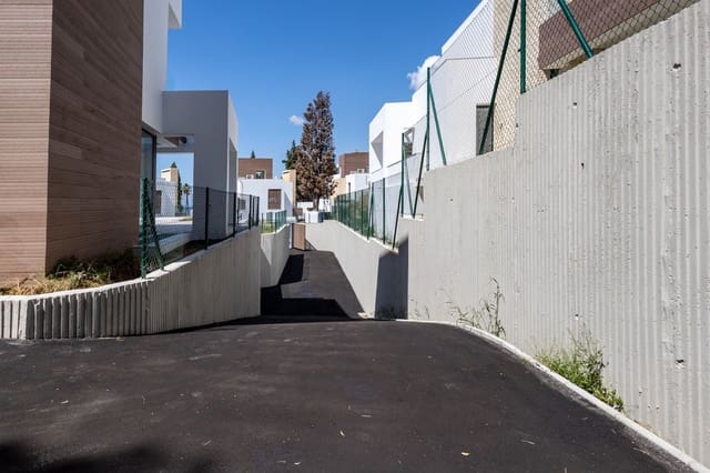 4 quarto Moradia para venda em Golden Mile, Marbella com piscina garagem - 4 500 000 € (Ref: 6860309)