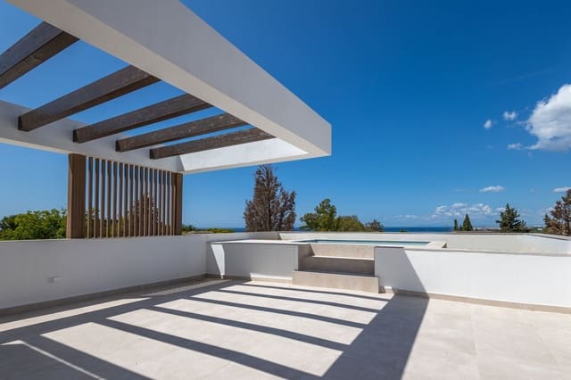 Chalet de 4 habitaciones en Golden Mile, Marbella en venta con piscina garaje - 4.500.000 € (Ref: 6860309)