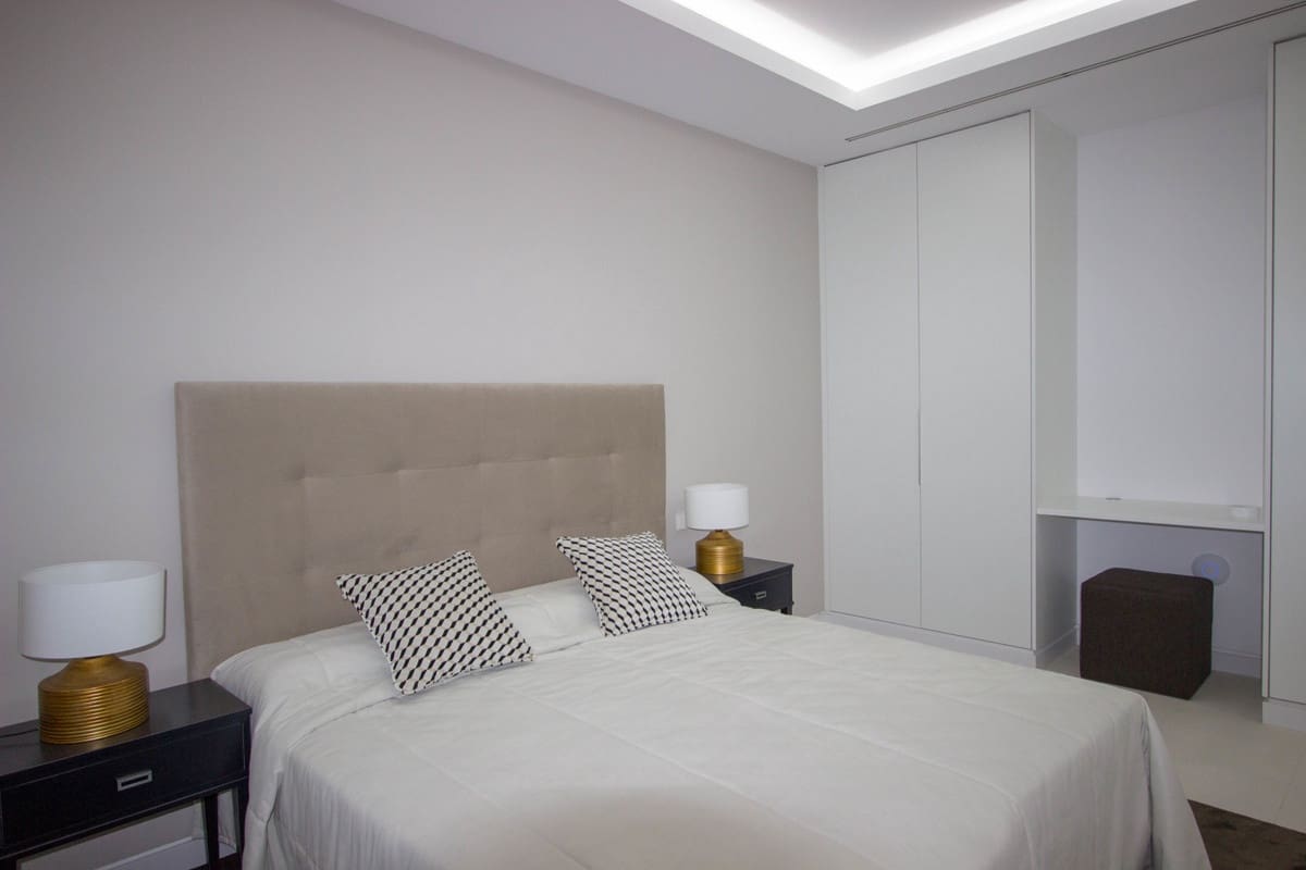 5 soveværelse Villa til salg i Puerto Banus med swimmingpool garage - € 2.950.000 (Ref: 7050404)