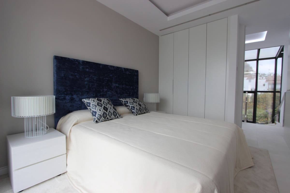 5 chambre Villa/Maison à vendre à Puerto Banus avec piscine garage - 2 950 000 € (Ref: 7050404)