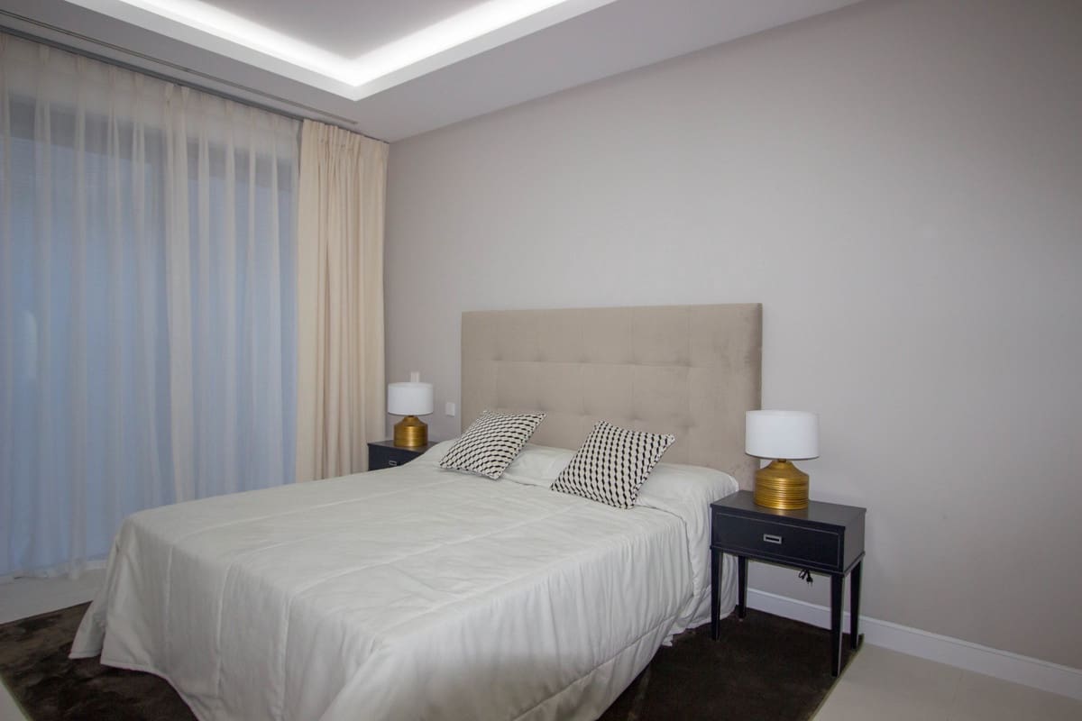 5 chambre Villa/Maison à vendre à Puerto Banus avec piscine garage - 2 950 000 € (Ref: 7050404)