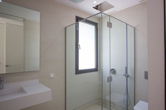 5 Zimmer Villa zu verkaufen in Puerto Banus, Marbella mit Pool Garage - 2.950.000 € (Ref: 7050404)