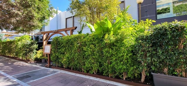 Restaurant/bar te koop in Puerto Banus, Marbella met garage - € 950.000 (Ref: 7693280)