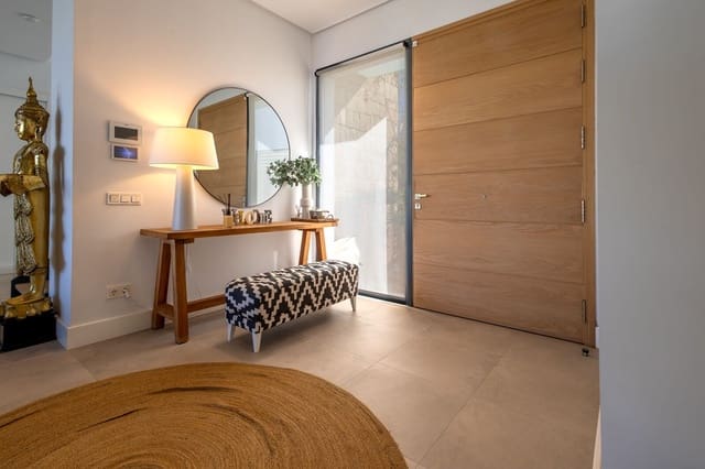 5 soverom Villa til salgs i Cabopino, Marbella med svømmebasseng garasje - € 2 995 000 (Ref: 7936130)