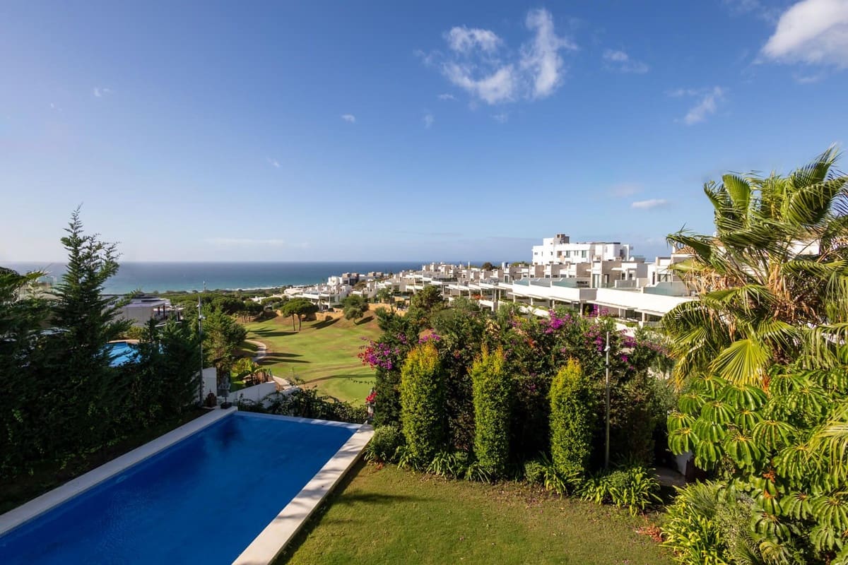 5 soveværelse Villa til salg i Cabopino med swimmingpool garage - € 2.995.000 (Ref: 7936130)