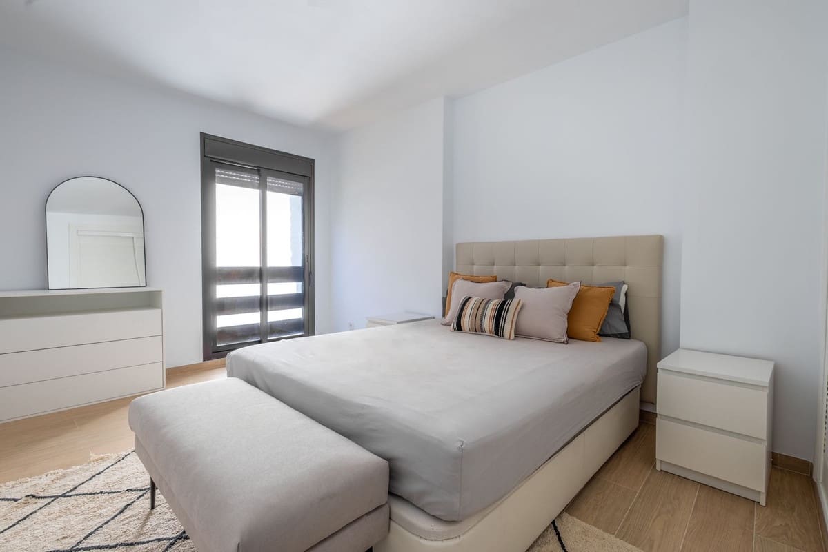 3 Zimmer Apartment zu verkaufen in Nueva Andalucia mit Pool Garage - 630.000 € (Ref: 7994129)