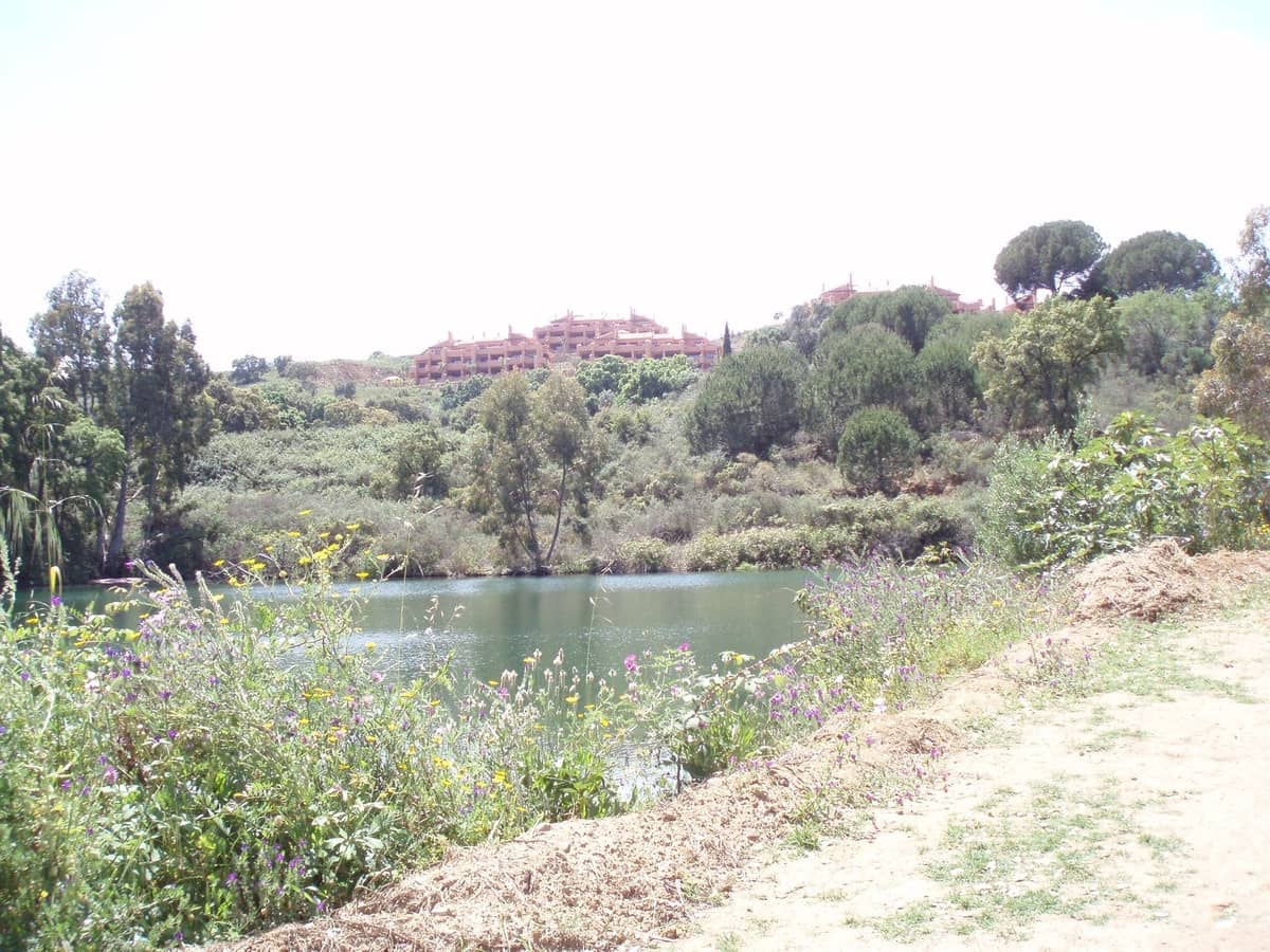 Ubebygd land til salgs i Mijas - € 7 500 000 (Ref: 8142200)