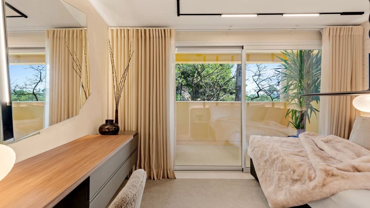 4 soveværelse Lejlighed til salg i Rio Real med swimmingpool garage - € 4.995.000 (Ref: 8444558)