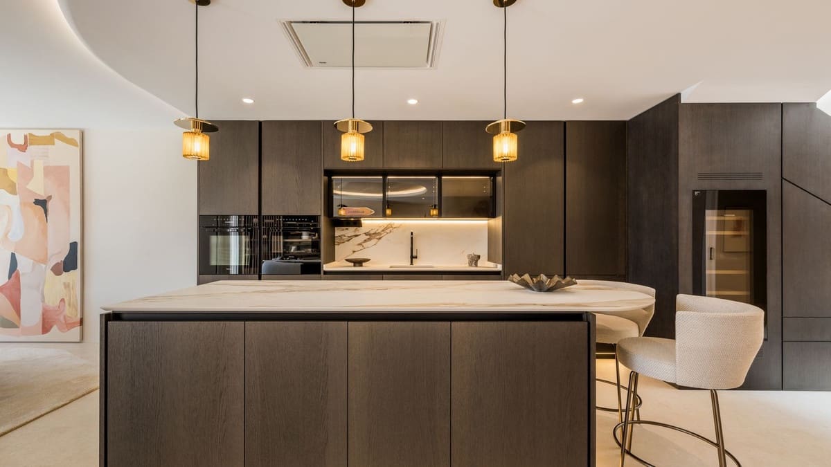 4 soveværelse Penthouse til salg i Los Monteros med swimmingpool garage - € 5.350.000 (Ref: 8479924)