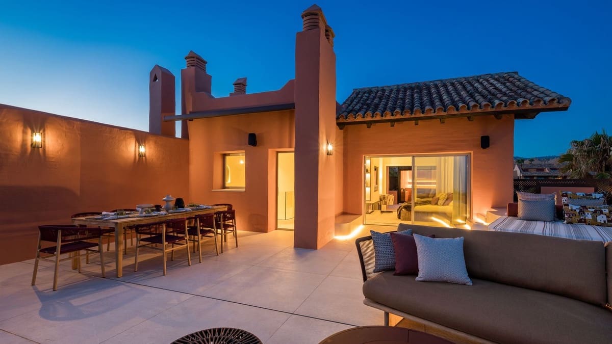 4 camera da letto Attico in vendita in Los Monteros con piscina garage - 5.350.000 € (Rif: 8479924)