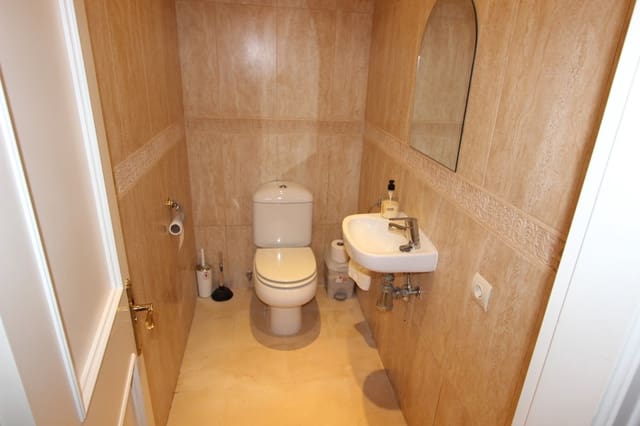 Ático de 3 habitaciones en Nueva Atalaya, Estepona en venta con piscina garaje - 520.000 € (Ref: 8617795)