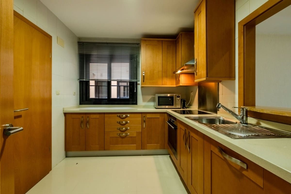 2 soverom Leilighet til salgs i Puerto Banus med svømmebasseng garasje - € 749 000 (Ref: 8676751)