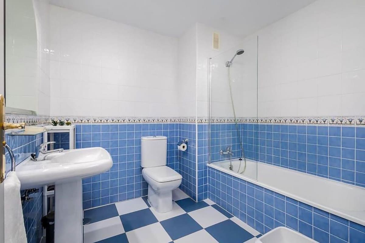 2 sypialnia Apartament na sprzedaż w La Reserva z basenem garażem - 305 000 € (Ref: 8756956)