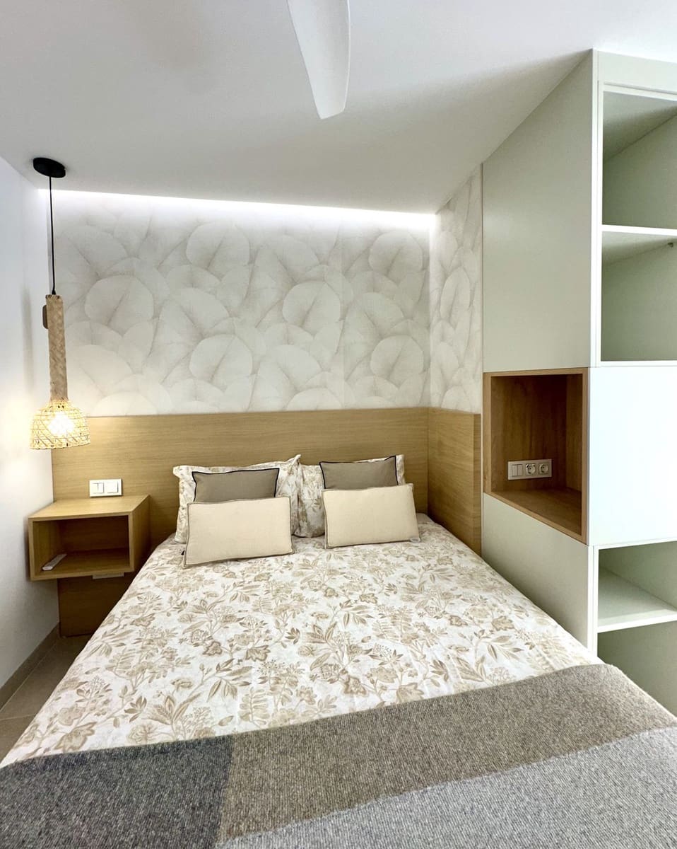 2 bedroom Apartment for sale in Marbella with pool garage - € 850,000 (Ref: 8762476)