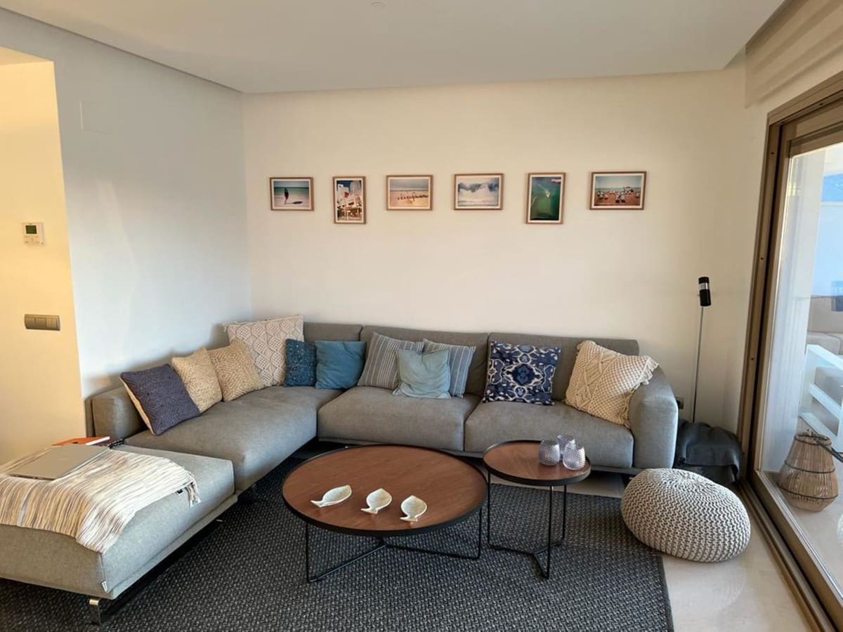 2 soverom Leilighet til salgs i La Cala Golf med svømmebasseng garasje - € 470 000 (Ref: 8930556)