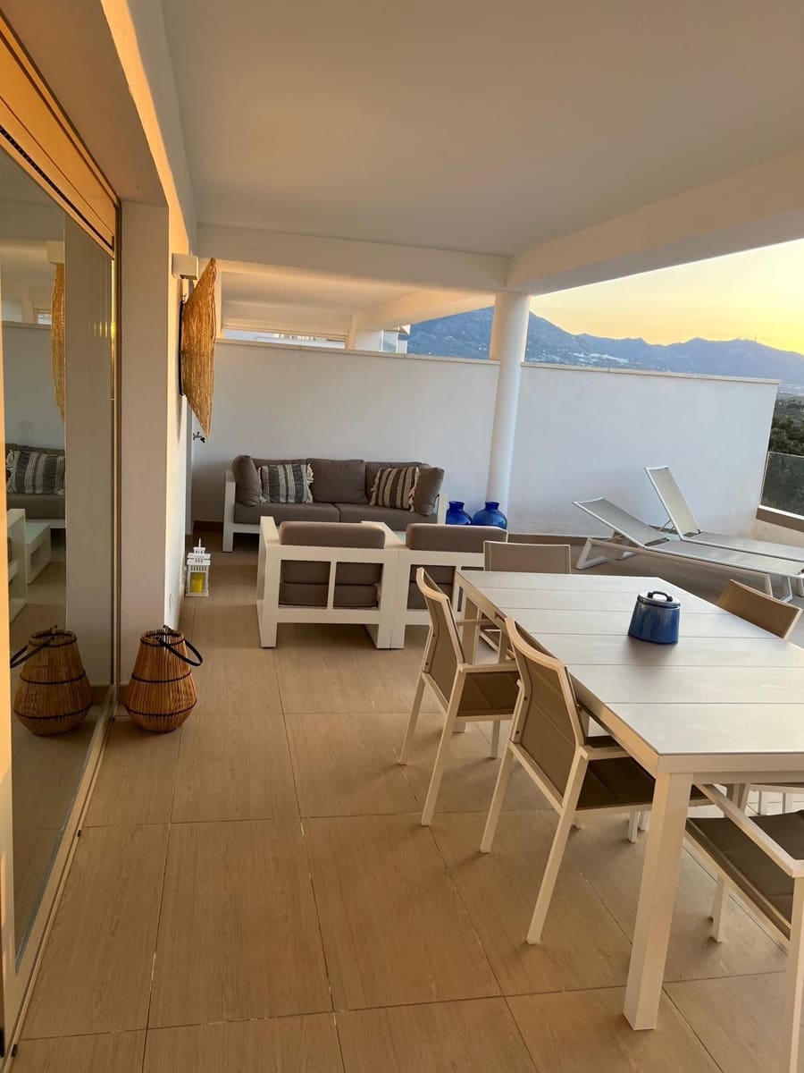 2 soverom Leilighet til salgs i La Cala Golf med svømmebasseng garasje - € 470 000 (Ref: 8930556)