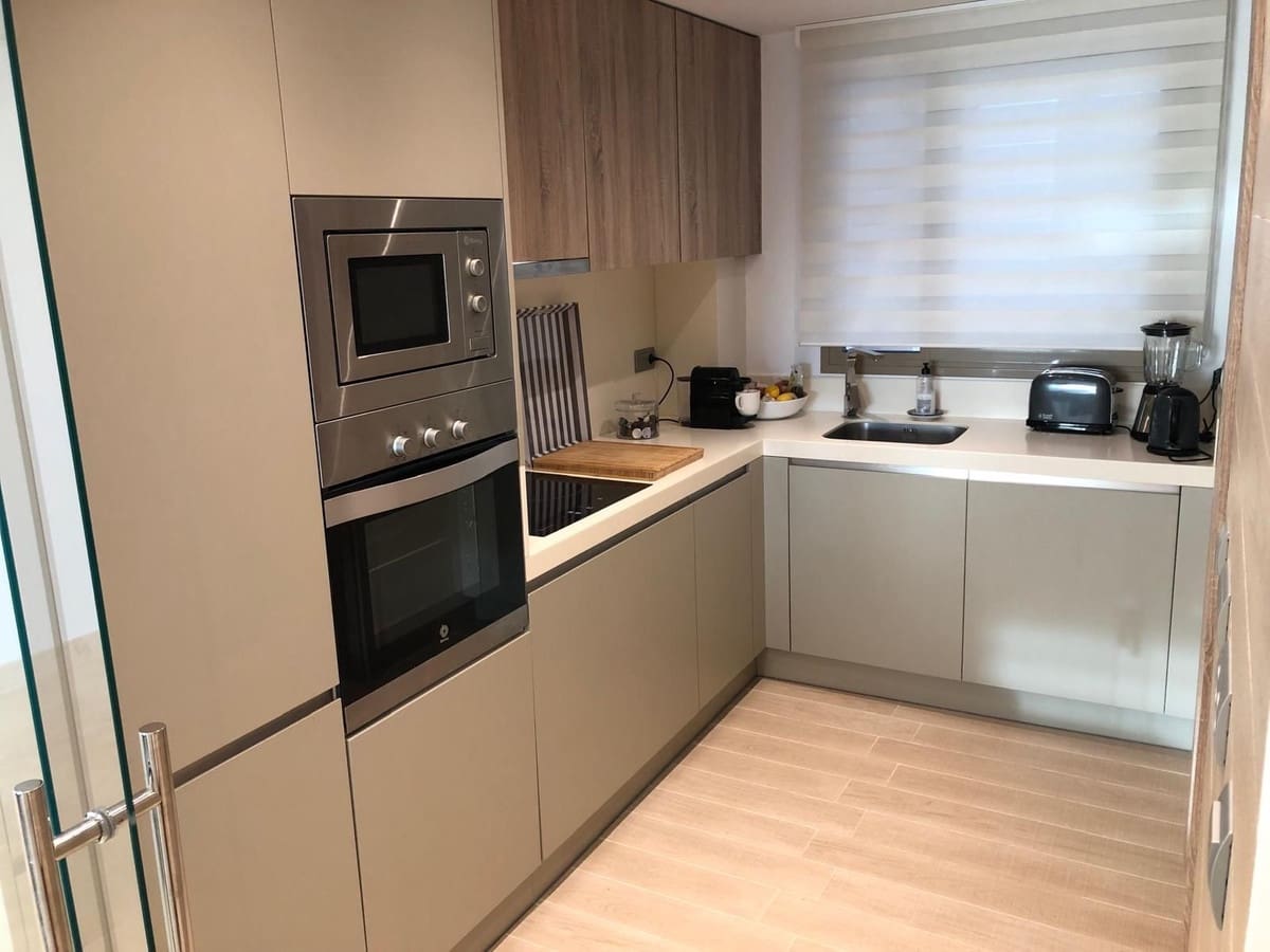 2 soverom Leilighet til salgs i La Cala Golf med svømmebasseng garasje - € 470 000 (Ref: 8930556)