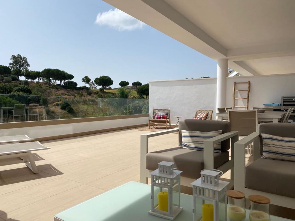 2 soverom Leilighet til salgs i La Cala Golf med svømmebasseng garasje - € 470 000 (Ref: 8930556)