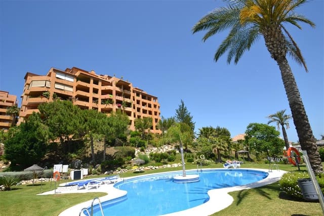 3 soveværelse Lejlighed til salg i Estepona med swimmingpool garage - € 300.000 (Ref: 8969446)