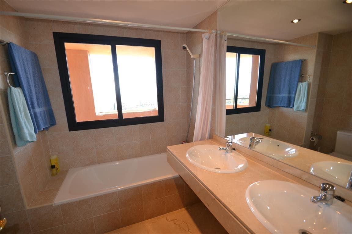 3 bedroom Apartment for sale in New Golden Mile with pool garage - € 300,000 (Ref: 8969446)