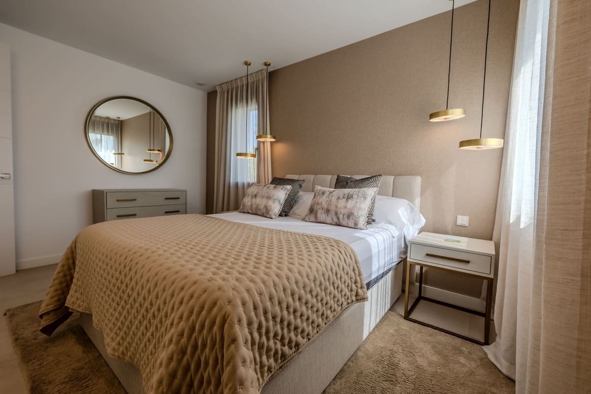 Chalet de 4 habitaciones en Puerto Banus en venta con piscina garaje - 2.995.000 € (Ref: 9066622)