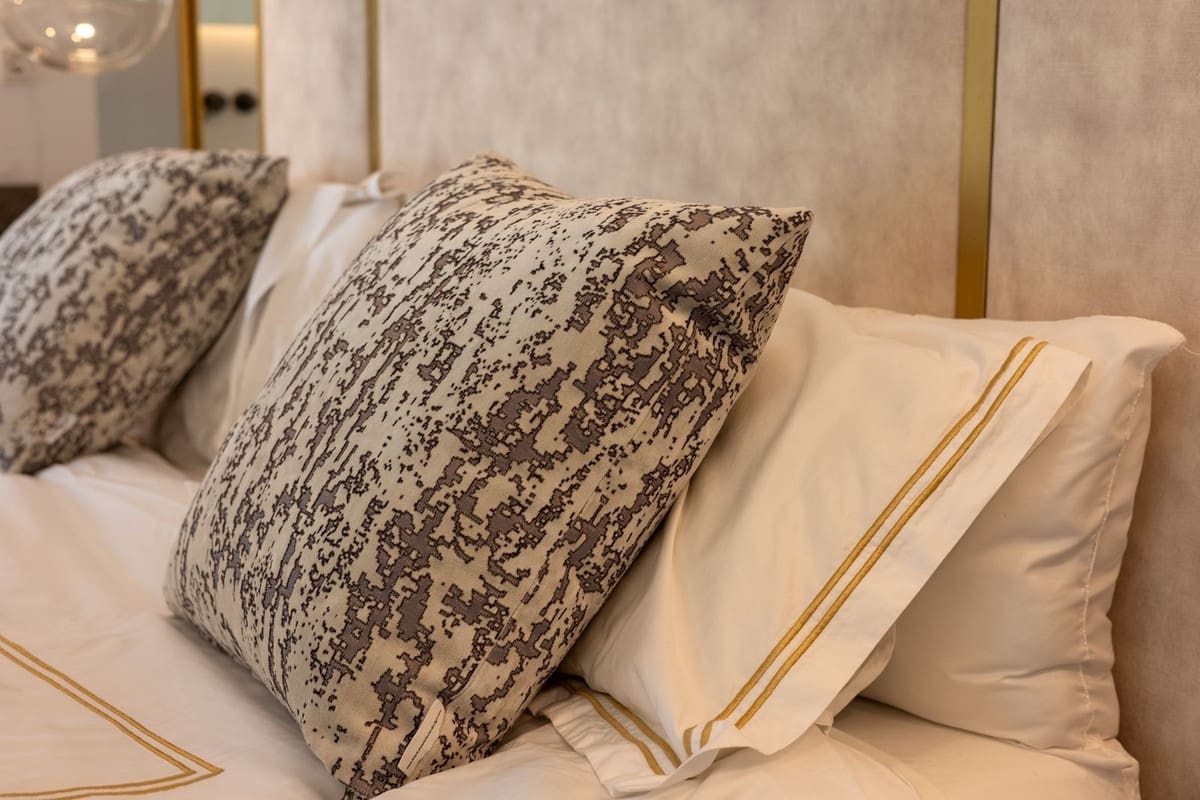 4 bedroom Villa for sale in Puerto Banus with pool garage - € 2,995,000 (Ref: 9066622)