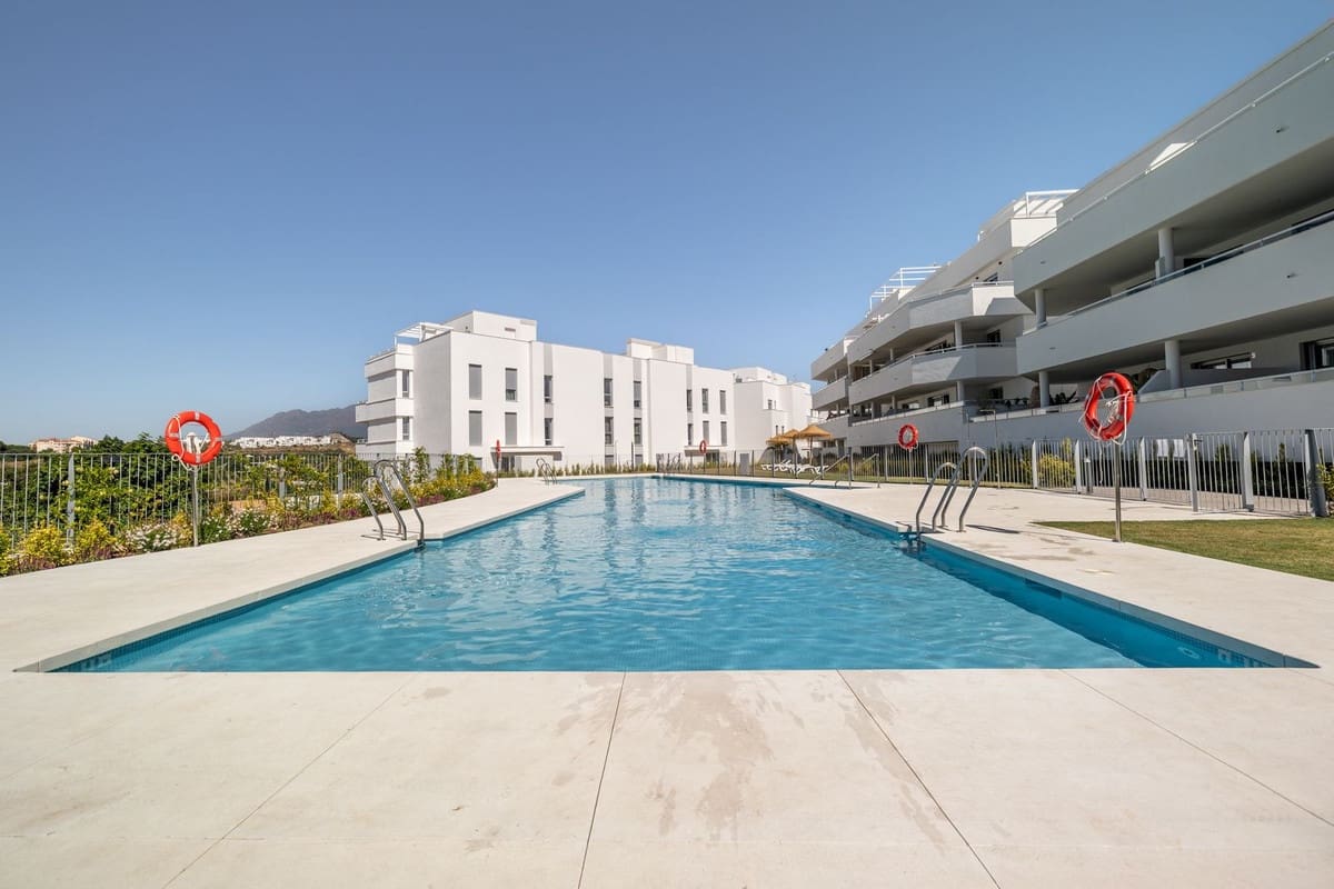 2 quarto Penthouse para venda em New Golden Mile com piscina garagem - 495 000 € (Ref: 9094494)