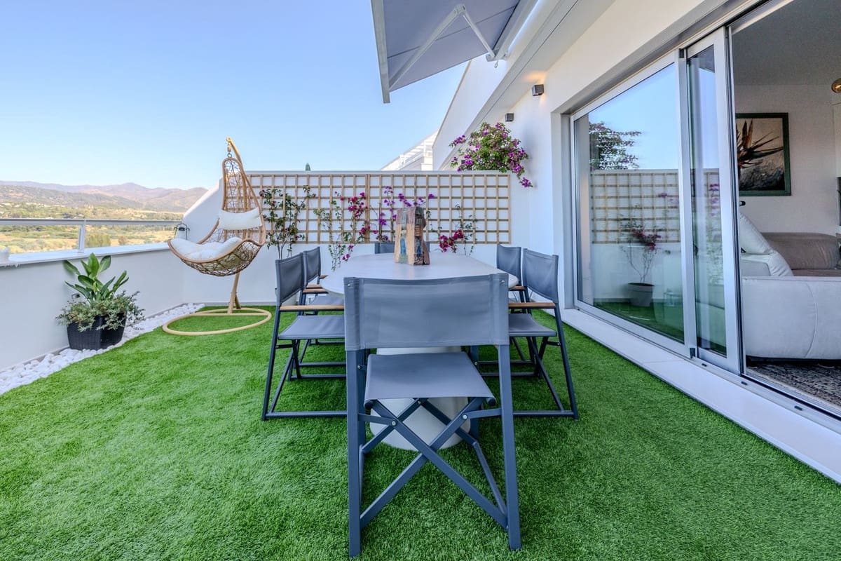 2 Zimmer Penthouse zu verkaufen in New Golden Mile mit Pool Garage - 495.000 € (Ref: 9094494)